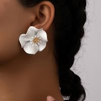 Elegant Pastoral Flower Alloy Plating Women's Ear Studs main image 9