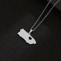 201 Stainless Steel 18K Gold Plated Modern Style Simple Style Plating Hollow Out Map Heart Shape None Pendant Necklace Long Necklace main image 5
