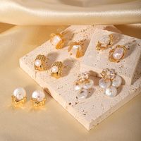 1 Pair Retro Baroque Style Irregular Plating Inlay Freshwater Pearl Copper Zircon 18k Gold Plated Earrings main image 1