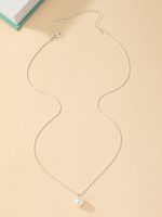 Élégant Style Simple Balle Alliage Incruster Perles Artificielles Plaqué Argent Femmes Pendentif main image 3