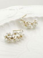 1 Pair Elegant Flower Plating Inlay 304 Stainless Steel Pearl Shell 14K Gold Plated Ear Studs main image 1