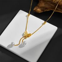 Simple Style Butterfly Imitation Pearl Titanium Steel Pendant Necklace main image 3