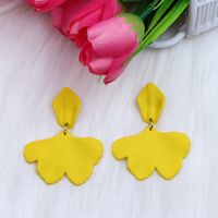 Simple Style Petal Arylic Spray Paint Women's Drop Earrings sku image 3