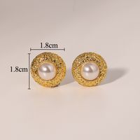 1 Pair Classical Retro Geometric Plating Inlay Copper Artificial Pearls 18k Gold Plated Ear Studs sku image 1