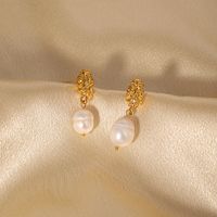 1 Pair Retro Geometric Plating Inlay Copper Artificial Pearls 18k Gold Plated Drop Earrings main image 5