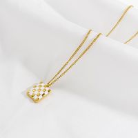 Modern Style Plaid Stainless Steel Plating Pendant Necklace main image 5