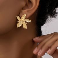 Modern Style Flower Alloy Women's Ear Studs main image 3