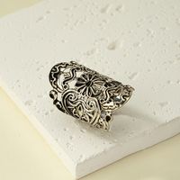 Wholesale Jewelry Hip-hop Retro Flower Alloy Plating Rings main image 9