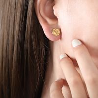 1 Pair Simple Style Star Moon Plating Titanium Steel 18k Gold Plated Ear Studs main image 4