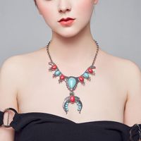 Elegant U Shape Alloy Inlay Turquoise Women's Pendant Necklace main image 5
