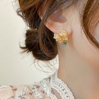 Sweet Gradient Color Heart Shape Alloy Inlay Crystal Women's Ear Studs sku image 1