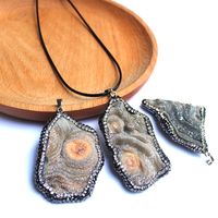 Vintage Style Irregular Water Droplets Natural Stone Pendant Necklace main image 3