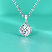 Luxurious Shiny Four Leaf Clover Sterling Silver Moissanite Zircon Pendant Necklace In Bulk main image 1