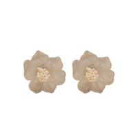 1 Pair Sweet Flower Inlay Plastic Freshwater Pearl Ear Studs main image 5