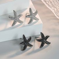 1 Pair Elegant Lady Starfish Inlay Copper Zircon Ear Studs main image 1