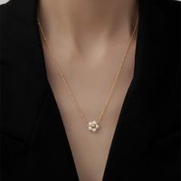 304 Stainless Steel 18K Gold Plated Elegant Sweet Pearl Plating Flower Necklace main image 3