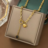 304 Stainless Steel 18K Gold Plated Modern Style Plating Heart Shape Acrylic Plastic Stone Pendant Necklace main image 3