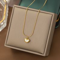 304 Stainless Steel 18K Gold Plated Modern Style Plating Heart Shape Acrylic Plastic Stone Pendant Necklace sku image 18