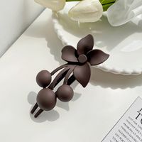 Modern Style Flower Plastic Resin Hair Clip sku image 5