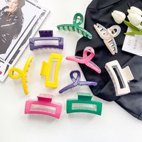 Modern Style Solid Color Plastic Hair Claws main image 1