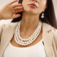 Elegante Color Sólido Perla De Imitación Aleación Mujeres Aretes Collar main image 1