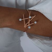 Einfacher Stil Irregulär Perle Titan Stahl Überzug Inlay Künstliche Perlen Ringe Armbänder sku image 6