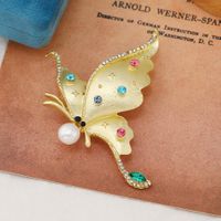 Retro Insect Alloy Freshwater Pearl Plating Inlay Rhinestones Unisex Brooches main image 5