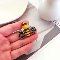 Casual Retro Bee Alloy Enamel Plating Women's Brooches main image 5