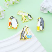 Cute Simple Style Penguin Alloy Stoving Varnish Women's Brooches main image 1