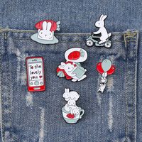Cute Simple Style Rabbit Alloy Stoving Varnish Women's Brooches main image 4