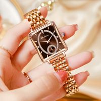 Elegante Geométrico Broche Doble Mariposa Cuarzo Relojes De Mujer main image 1