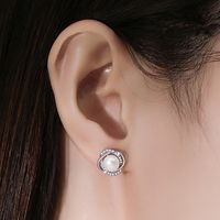 1 Pair Simple Style Commute Round Inlay Sterling Silver Pearl Zircon Ear Studs main image 5