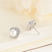 1 Pair Simple Style Commute Round Inlay Sterling Silver Pearl Zircon Ear Studs main image 3