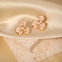 1 Pair Elegant Flower Enamel Plating Inlay Alloy Pearl 18k Gold Plated Ear Studs main image 2