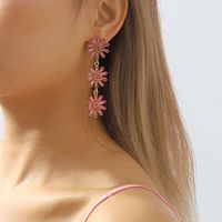 1 Pair Elegant Vintage Style Sweet Flower Inlay Alloy Artificial Diamond Drop Earrings main image 4