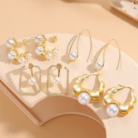 1 Pair Elegant Glam Irregular Asymmetrical Copper Pearl Zircon 14k Gold Plated Earrings main image 1