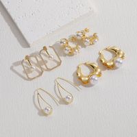 1 Pair Elegant Glam Irregular Asymmetrical Copper Pearl Zircon 14k Gold Plated Earrings main image 5