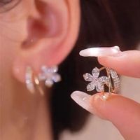 1 Pair Lady Geometric Flower Inlay Artificial Crystal Artificial Gemstones Earrings Ear Studs main image 4