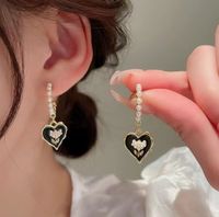 1 Pair Elegant Lady Classic Style Geometric Heart Shape Inlay Alloy Artificial Crystal Drop Earrings sku image 3