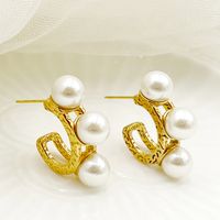 1 Pair Elegant Sweet C Shape Plating Hollow Out Inlay 304 Stainless Steel Pearl 14K Gold Plated Ear Studs main image 4