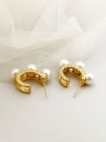 1 Pair Elegant Sweet C Shape Plating Hollow Out Inlay 304 Stainless Steel Pearl 14K Gold Plated Ear Studs main image 3