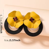 1 Pair Korean Style Flower Inlay Alloy Wood Zircon Ear Studs main image 2