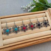 Ethnic Style Flower Alloy Hollow Out Silver Plated Women's Earrings Necklace Jewelry Set main image 3