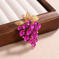 Elegant Vintage Style Luxurious Grape Copper Alloy Plating Inlay Glass Stone Women's Brooches 1 Piece main image 3