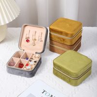 Classic Style Solid Color Flannel Jewelry Boxes main image 4