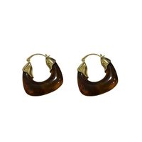 Ig-stil Einfacher Stil U-form Messing Überzug Inlay Harz Ohrringe 1 Paar main image 3