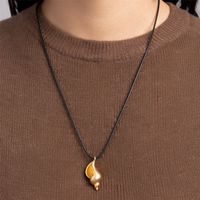 Simple Style Commute Conch Rope Brass Plating Pendant Necklace Long Necklace 1 Piece main image 4