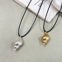 Simple Style Commute Conch Rope Brass Plating Pendant Necklace Long Necklace 1 Piece main image 1
