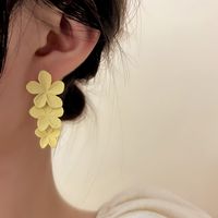 1 Pair Sweet Flower Alloy Drop Earrings main image 4
