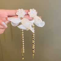 1 Pair Elegant Sweet Flower Tassel Mixed Materials Earrings main image 3